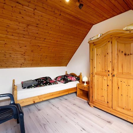 Ferienhaus Eiffelperle Kaisersesch ภายนอก รูปภาพ